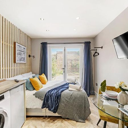 Boutique Heathrow Studio'S - Parking - Garden Leilighet Harmondsworth Eksteriør bilde