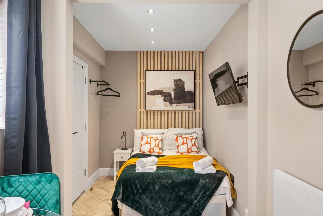 Boutique Heathrow Studio'S - Parking - Garden Leilighet Harmondsworth Eksteriør bilde