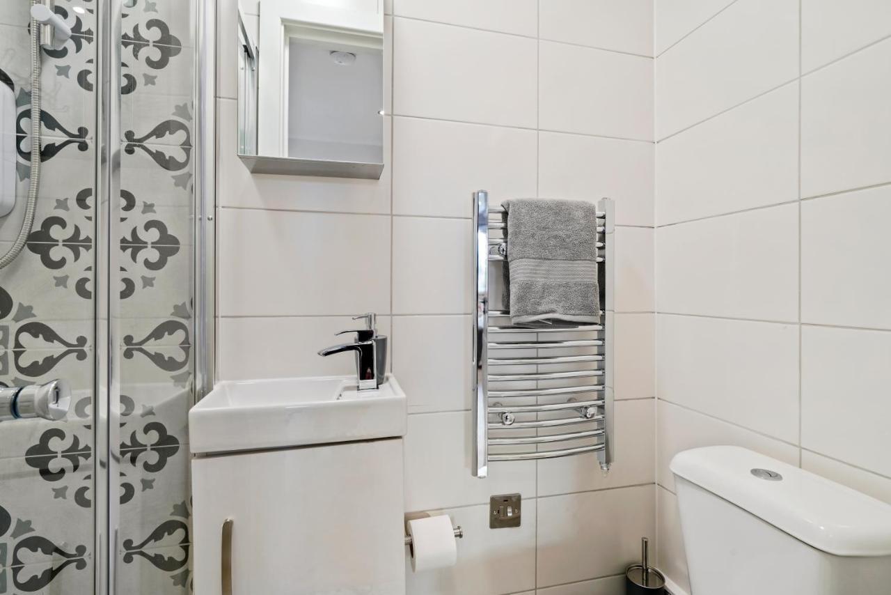 Boutique Heathrow Studio'S - Parking - Garden Leilighet Harmondsworth Eksteriør bilde