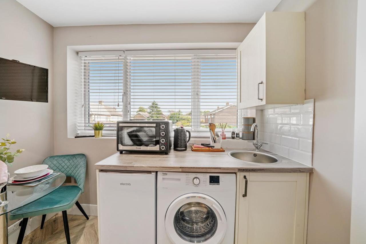 Boutique Heathrow Studio'S - Parking - Garden Leilighet Harmondsworth Eksteriør bilde